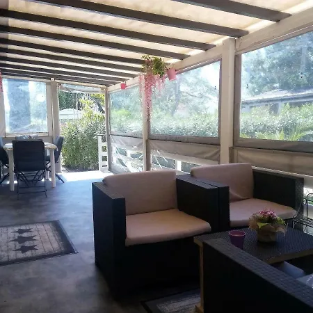 Le Panorama: Spacious Terrace With Amenities Campsite